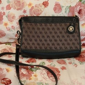 Dooney & Bourke Crossbody